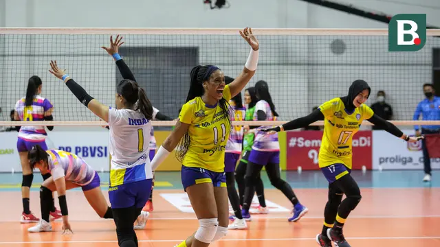 Foto: Ekspresi Cantik Pemain Bandung bjb Tandamata usai Lolos ke Final Proliga 2022