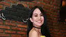 "Pas dikasih kebebasan jadi happy banget maksudnya kaya ketawa terus, happy banget sih," ujar Kartika putri saat ditemui di kawasan Senopati, Jakarta Selatan, Selasa (23/5/2017). (Nurwahyunan/Bintang.com)