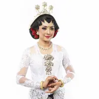 ilustrasi inspirasi kebaya nikah/pujislab/shutterstock