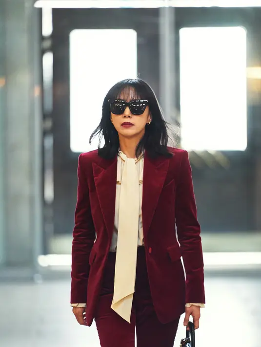 Jeon Do Yeon di Kill Boksoon. (Netflix via Soompi)