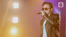 Penyanyi Rizky Febian beraksi pada Jakarta International BNI Java Jazz Festival 2020 di Jakarta, Sabtu (29/2/2020). Ardhito membawakan sejumlah lagu seperti Bila, Bitter Love, dan Fake Optics. (Liputan6.com/Faizal Fanani)
