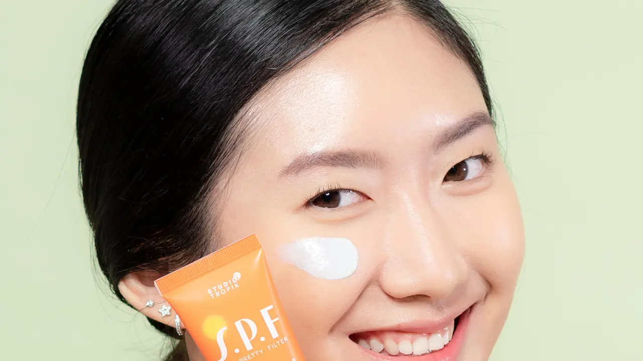 Sunscreen Lokal yang Bisa Digunakan Sesuai Kulitmu dari Terang Hingga Sawo Matang