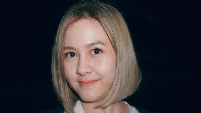 Potret Hasya Kyla Dengan Rambut Blonde, Tampil Beda. (Sumber: Instagram/hasyakyla)