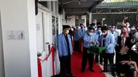 Inkubator Bisnis Mahasiswa (IBM) STMIK Komputama, Cilacap, fasilitas untuk praktik digital marketing, seperti pasar saham dan mata uang kripto. (Foto: Liputan6.com/Muhamad Ridlo)