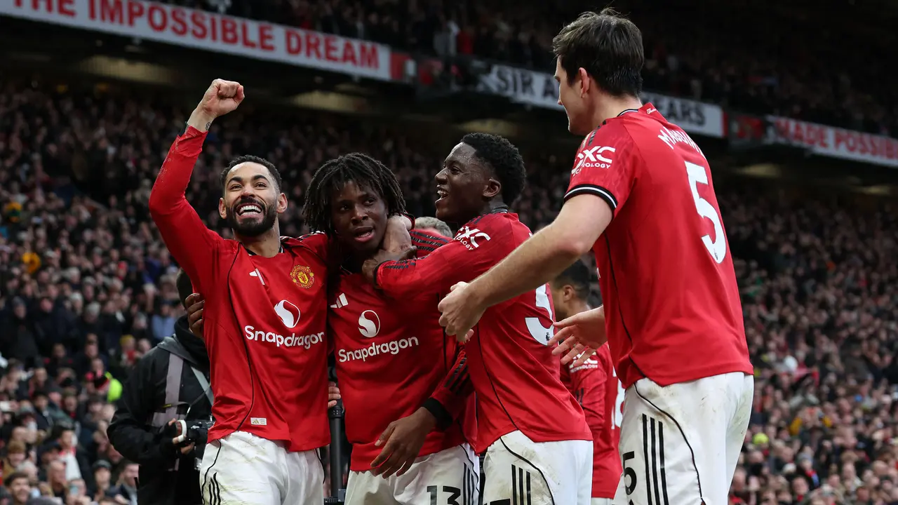 Foto: MU Taklukkan City dalam Derby Manchester, Putus Catatan Tak Pernah Menang di Tiga Laga Terakhir Liga Inggris