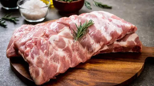 Tips Mudah Menghilangkan Bau Prengus dari Iga Sapi, Cuma Pakai Bahan Ini