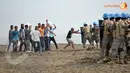 Dalam mengatasi unjuk rasa para anggota FPU Indonesia VI yang akan bertugas di Darfur Sudan juga lebih mengedepankan tindakan persuasif (Liputan6.com/ Helmi Fithriansyah)