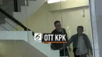 KPK menangkap 12 orang terkait dugaan korupsi impor bawang putih, meraka adalah importir, pengusaha, dan anggota DPR. Dalam penangkapan ini didita juga sejumlah uang dan bukti transfer senilai Rp 12 miliar.