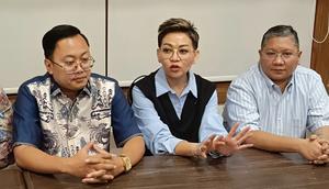 Kuasa hukum Ridwan Kamil Wenda Aluwi