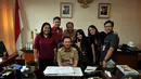 Berbagai momen seru terjadi selama kunjungan tim redaksi Liputan6.com ke kantor Ahok, Jakarta, (9/9/14). (Liputan6.com/Johan Tallo)