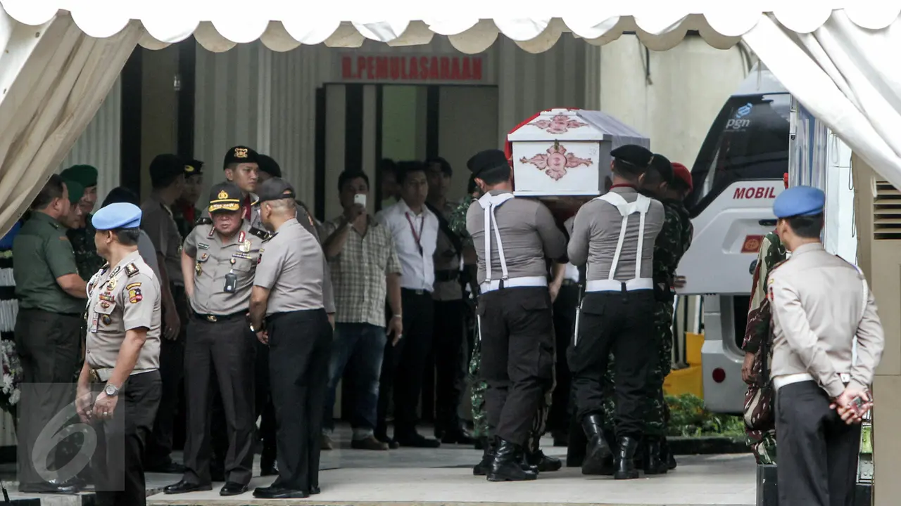 20160321- Jenazah Korban Jatuh Heli TNI Tiba di RS Polri -Jakarta- Yoppy Renato