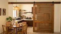 6 Model Pintu Geser untuk Memisahkan Dapur dan Ruang Makan, Praktis dan Estetik