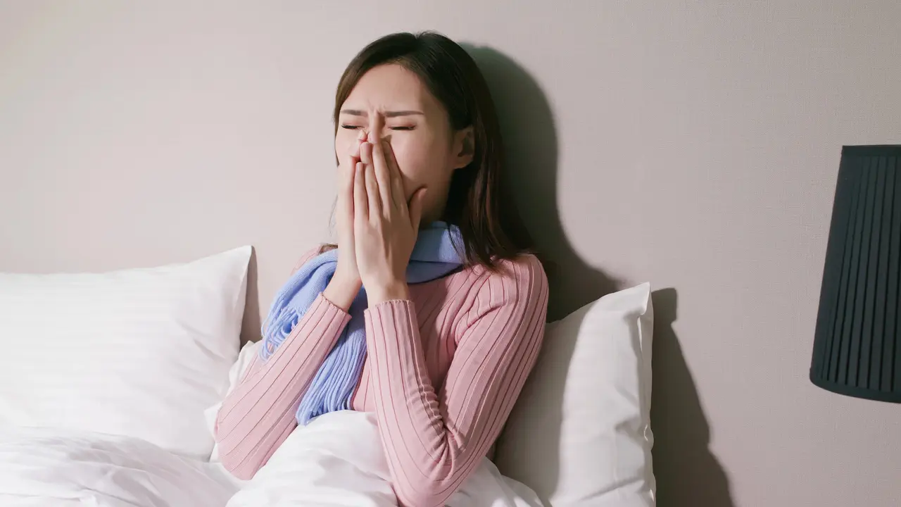 Susah Tidur karena Hidung Tersumbat? Ini 5 Tips Ampuh Agar Tetap Nyenyak Saat Flu Menyerang!