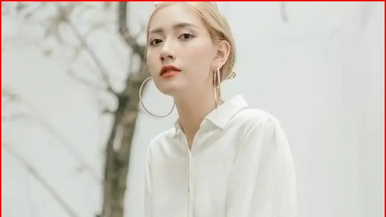 model atasan lengan panjang wanita
