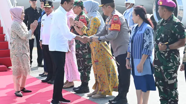 Presiden Joko Widodo atau Jokowi bersama Ibu Negara Iriana melakukan kunjungan kerja ke Provinsi Sumatera Utara (Sumut), Kamis (14/10/2024).