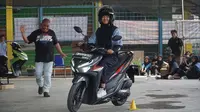 Produsen Oli Deltalube Berikan Sepeda Motor untuk SMK di Tangerang (ist)