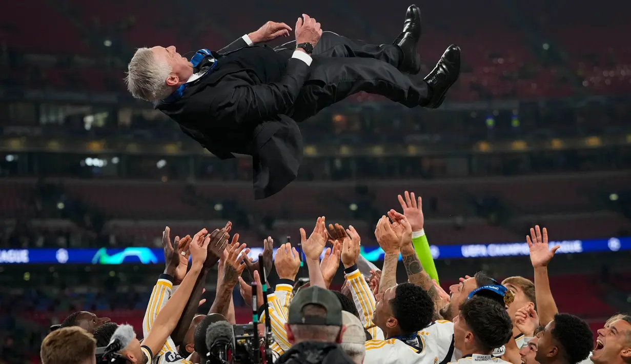Ini menjadi gelar juara Liga Champions kelima bagi Carlo Ancelotti sepanjang kariernya sebagai pelatih. (AP Photo/Kirsty Wigglesworth)