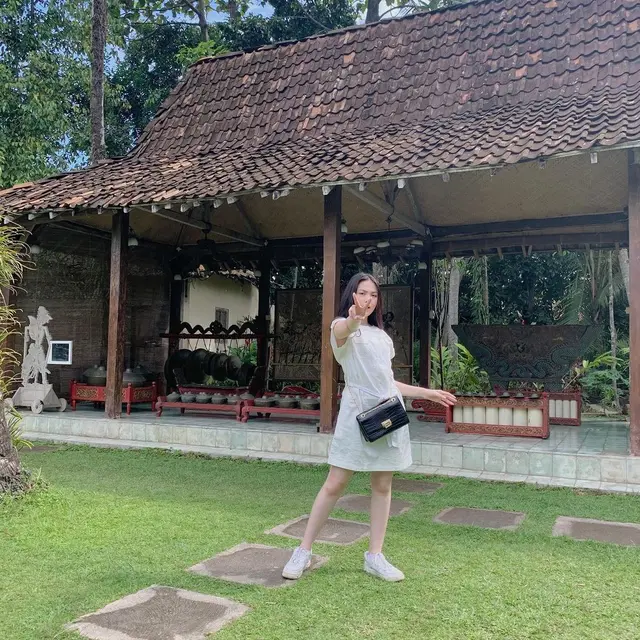 6 Potret Gemas Aisyah Aqilah saat Pamer Muka Jelek, Tetap Dipuji Cantik