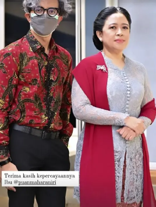 <p>Selain Batik Gentongan, tampilan Puan Maharani juga disempurnakan dengan selendang merah dan bros berbentuk bunga Anggrek. Bagaimana menurutmu tampilan Puan Maharani ini, Sahabat FIMELA?</p>