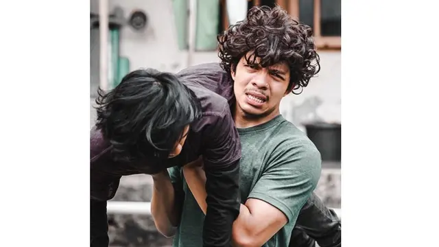 6 Potret Atta Halilintar jadi Sutradara sekaligus Pemain Film Ashiap Man, Tampil Totalitas