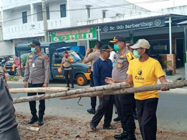 Upaya Lockdown Gagal Di Salah Satu Permukiman Pekanbaru Mengapa Regional Liputan6 Com
