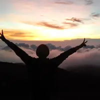 Berada di Indonesia, gunung-gunung ini cocok bagi para pendaki pemula.