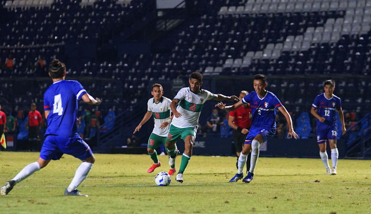 Ricky Kambuaya sempat mengancam gawang Chinese Taipe pada menit ke-42, namun sayang masih mampu diblok oleh kiper Chinese Taipei. Akhirnya pada menit ke-54, Ricky Kambuaya berhasil mengoyak gawang Chinese Taipe lewat tendangan kerasnya. (Dok. PSSI)