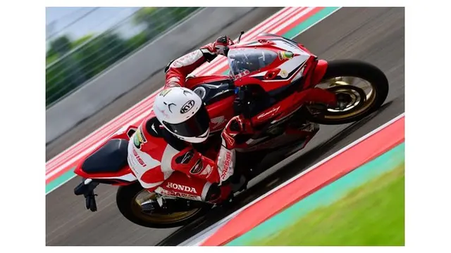 7 Aksi Mario Aji di Ajang Moto3, Jadi Kebanggaan Indonesia