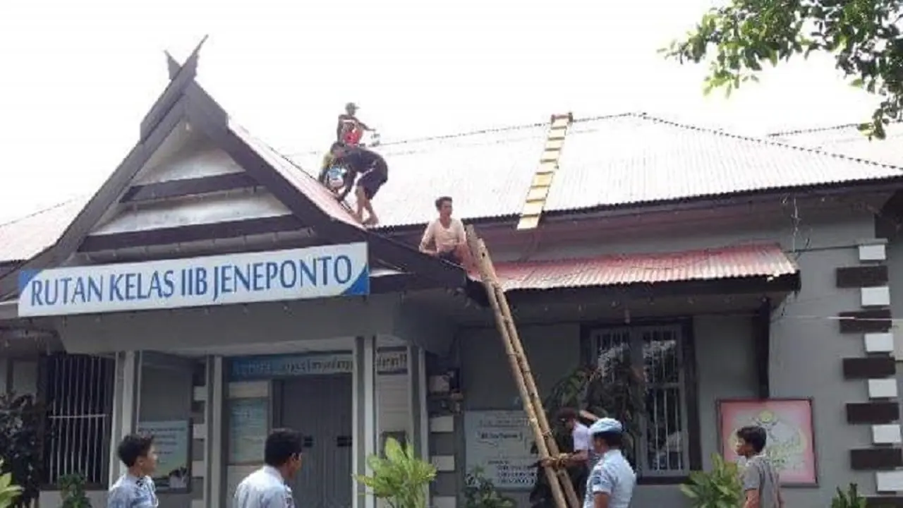 Polda Sulsel siap menyelidiki kasus dugaan persekongkolan lelang proyek pembangunan Rutan Jeneponto, Sulsel (Liputan6.com/ Eka Hakim)