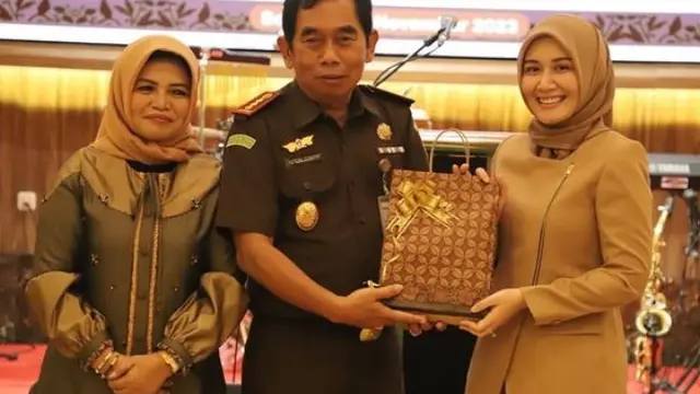 Sahrul Gunawan dan Dine Mutiara (Instagram/dine.pearl)