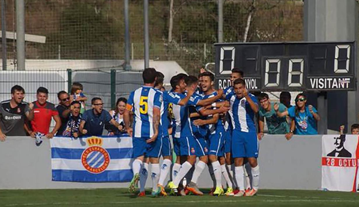 Espanyol B yang berdiri sejak tahun 1900 itu kini berada pada posisi 9 klasemen Liga Segunda B. (Twitter)