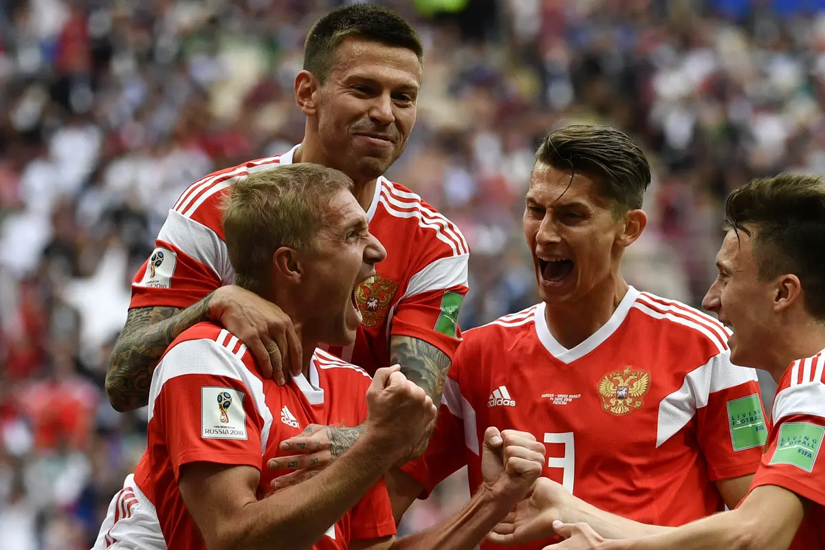 FOTO: Yuri Gazinsky, Sang Pencetak Gol Perdana Piala Dunia 2018