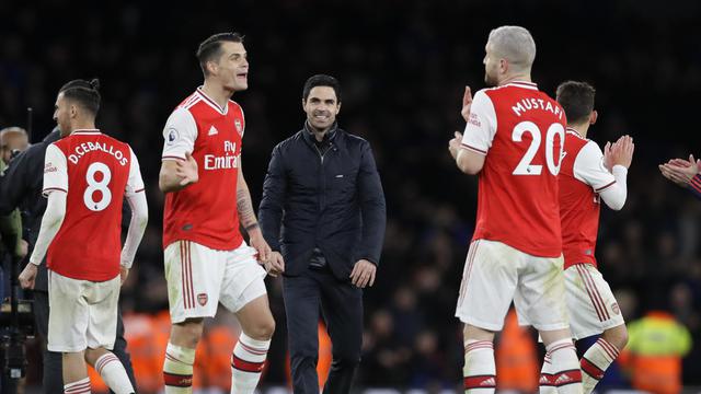 Arsenal Tekuk Everton 3-2