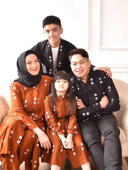 <p>Walaupun punya latar belakang sebagai artis, akan tetapi keluarga Andhara Early jarang tersorot. Selain itu, ia juga termasuk orang yang jarang mengunggah kehidupan pribadinya di media sosial. [Foto: instagram.com/andharaearly]</p>