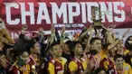 Selebrasi kemenangan Arema Cronus usai mengalahkan Persib Bandung di turnamen sepak bola Bali Island 2016 di Stadion Kapten I Wayan Dipta, Gianyar, Bali Selasa (23/2/2016). (Bola.com/Peksi Cahyo)