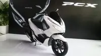 Honda PCX 150 harganya mulai Rp 27 juta dengan sejumlah fitur baru. (Foto: Herdi Muhardi)