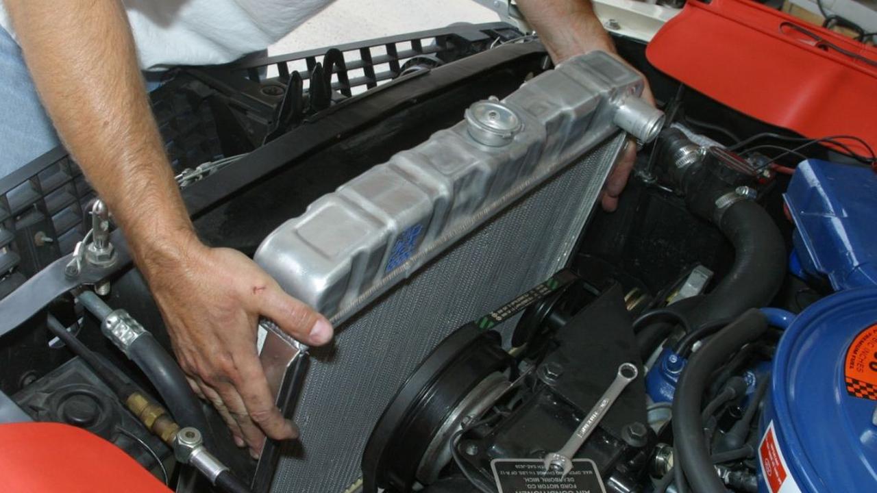 Tiga Ciri Kipas Radiator Mobil Mulai Melemah