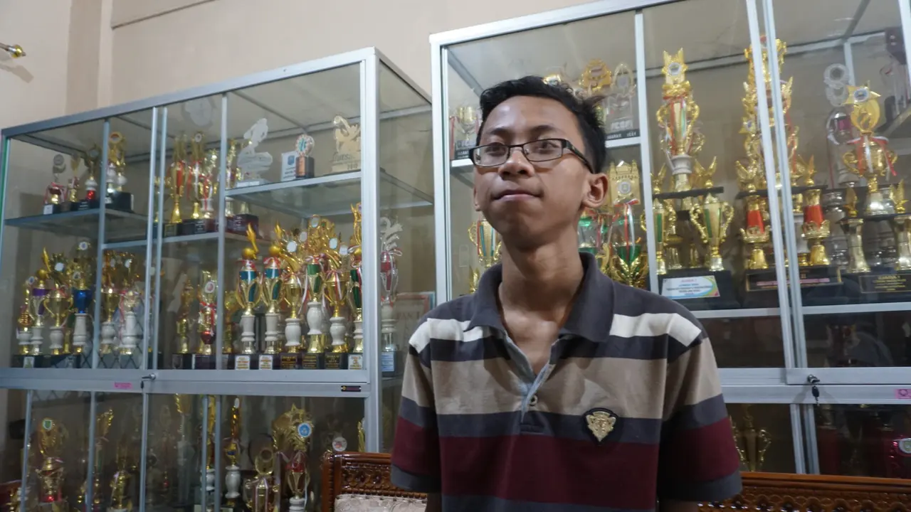 Siswa Peraih NIlai UN 100
