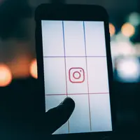 Tingkatkan keamanan akun instagram dengan 5 tips berikut ini./ Photo by Luke van Zyl on Unsplash