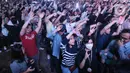 Ribuan penonton bergoyang mengikuti alunan musik ala Feel Koplo. (Liputan6.com/Herman Zakharia)