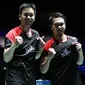 Ekspresi ganda putra Indonesia, Mohammad Ahsan/Hendra Setiawan, setelah menjuarai Kejuaraan Dunia Bulutangkis 2019, di Basel, Swiss, Minggu (25/8/2019). (PBSI)