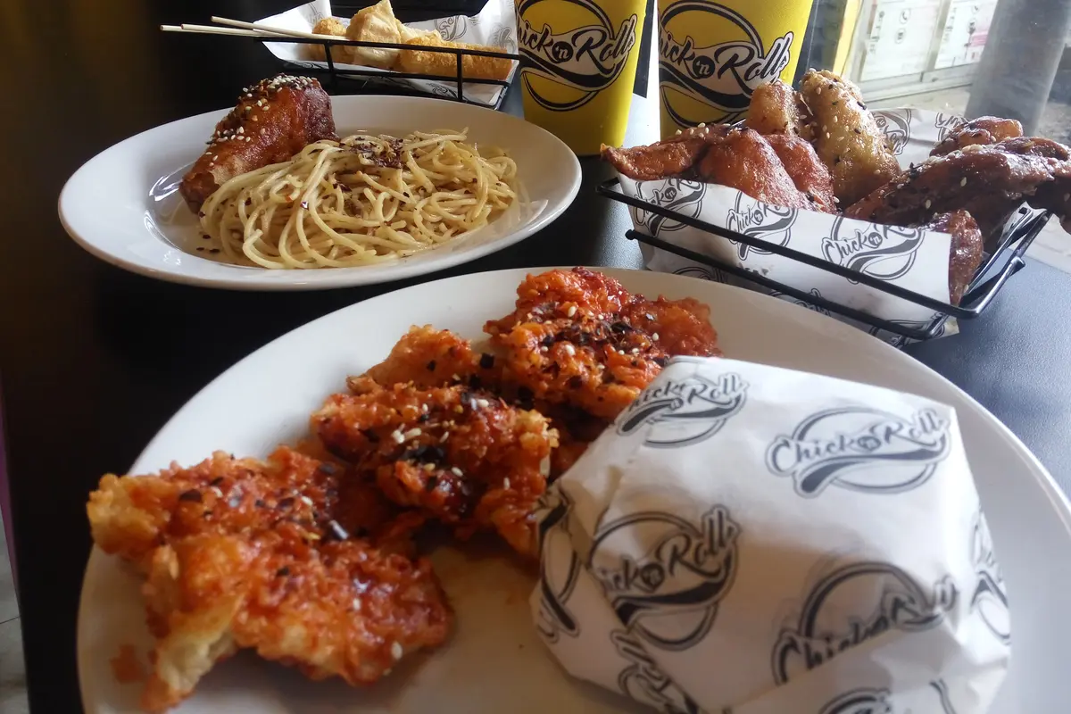 Chick 'N Roll