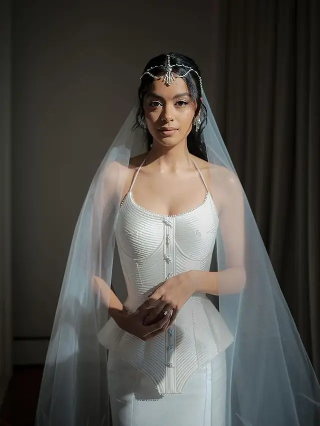 Eva Celia (Instagram/hiantjen)