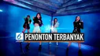 BLACKPINK jadi grup K-pop pertama yang meraih 900 juta penonton lewat video musik “DUU-DU DUU-DU”. Pencapaian tersebut berhasil mereka dapatkan pada Selasa 30 Juli 2019.