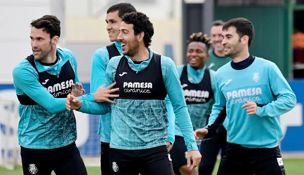 <p>Situasi The Yellow Submarine juga pincang. Beberapa pilar andalan seperti Alberto Moreno, Francis Coquelin, Gerard Moreno dan Yeremi Pino juga mengalami cedera. (AFP/Jose Jordan)</p>