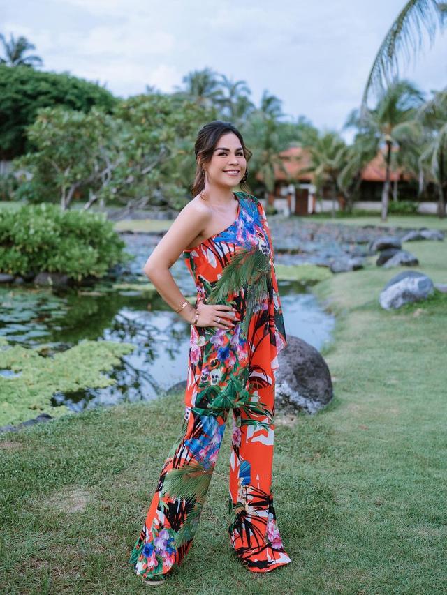 8 Potret Terbaru Melaney Ricardo, Disebut Netizen Makin Langsing