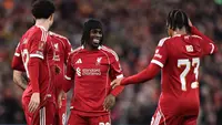 Liverpool Tumbang dari Leeds, Iraola Pastikan Cedera Jeremie Frimpong Tidak Serius