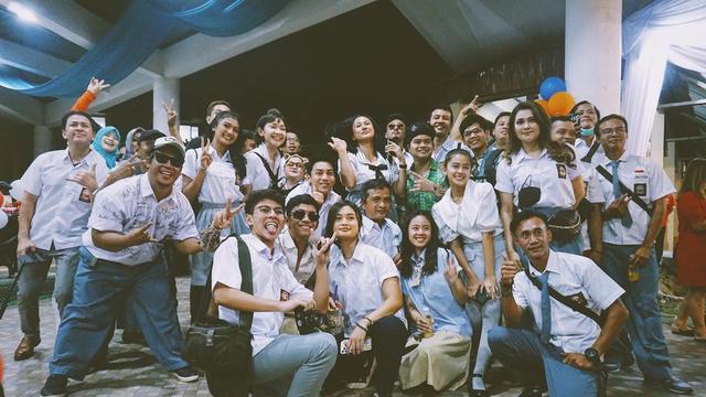 6 Momen Syukuran 500 Episode Dari Jendela SMP, Pemain Makin Kompak