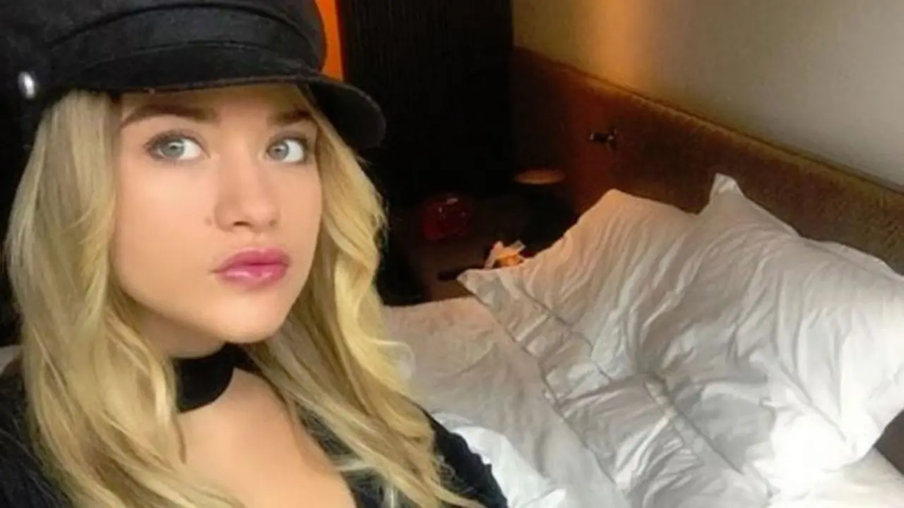 Aguero Dapat Pacar Baru, Model Seksi Sofia Calzetti