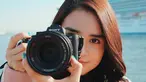 Michelle Ziudith memang terkenal sebagai seleb yang menyukai dunia fotografi. Ia kerap membawa kamera sendiri untuk memotret berbagai objek yang menarik. Kesukaannya terhadap fotografi ini kerap ia bagikan hasilnya di Instagram. (Liputan6.com/IG/@michelleziu)